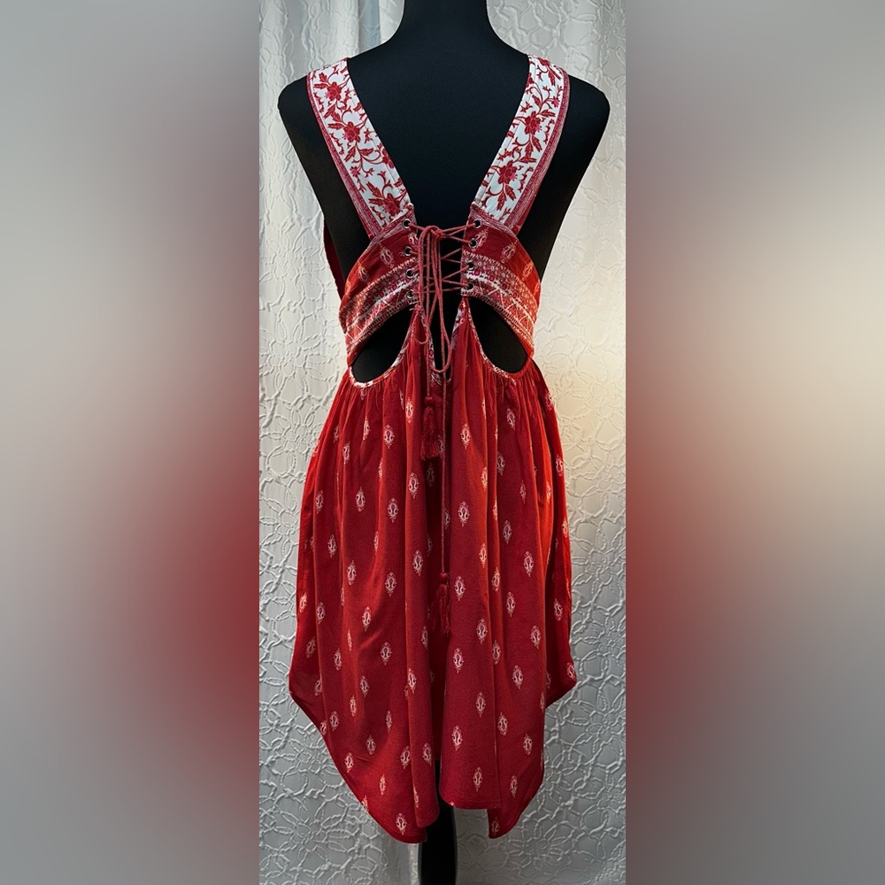 LULUS- Boho Red 🌹Floral Deep V-Neck Mini Dress (L) - Picture 10 of 13